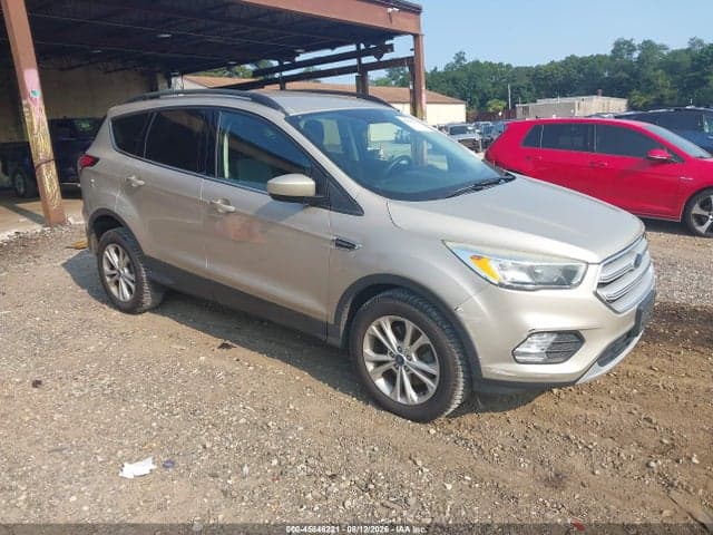 2018 FORD ESCAPE SE 1