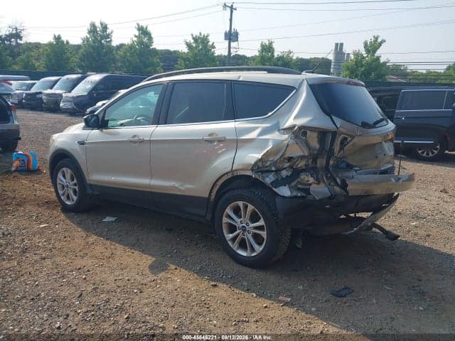 2018 FORD ESCAPE SE 3