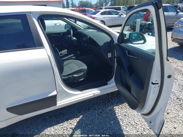 2023 KIA NIRO LX 5
