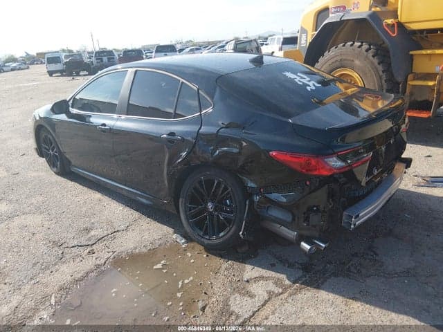 2026 TOYOTA CAMRY SE 3