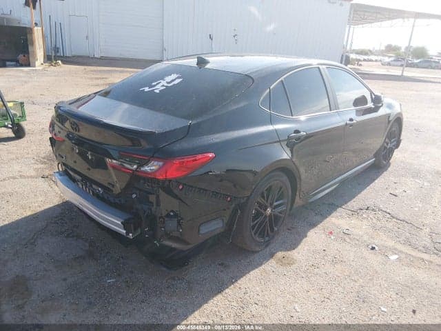 2026 TOYOTA CAMRY SE 4