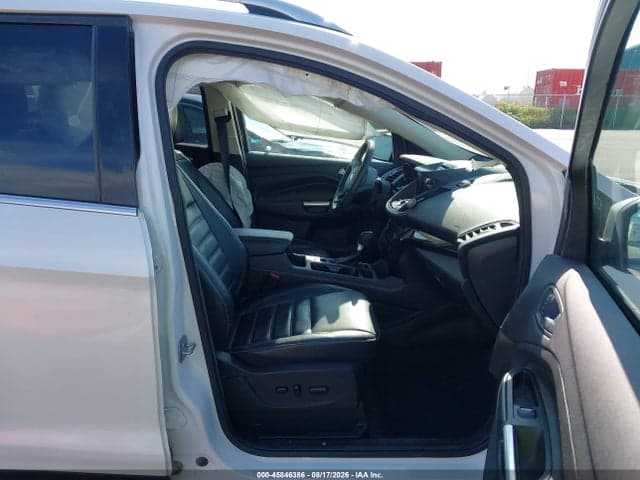 2017 FORD ESCAPE TITANIUM 5