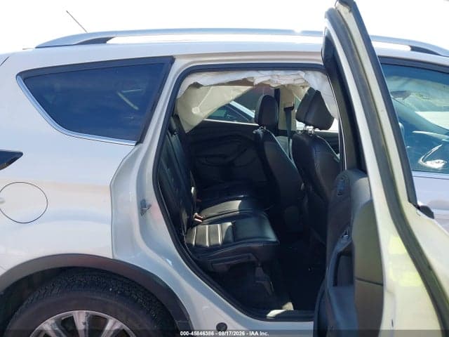 2017 FORD ESCAPE TITANIUM 8
