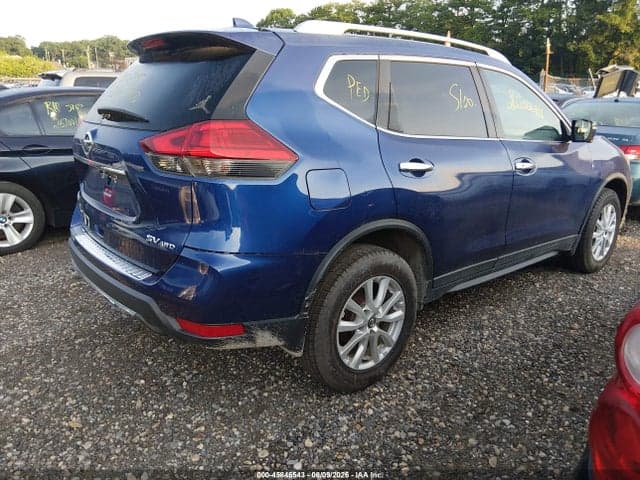 2017 NISSAN ROGUE SV 4