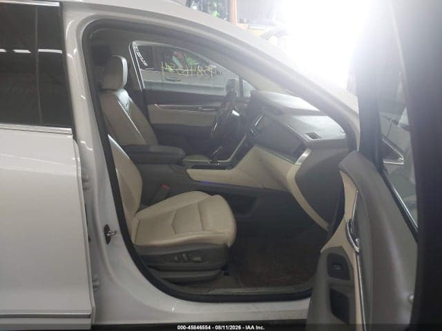 2017 CADILLAC XT5 PREMIUM LUXURY 5