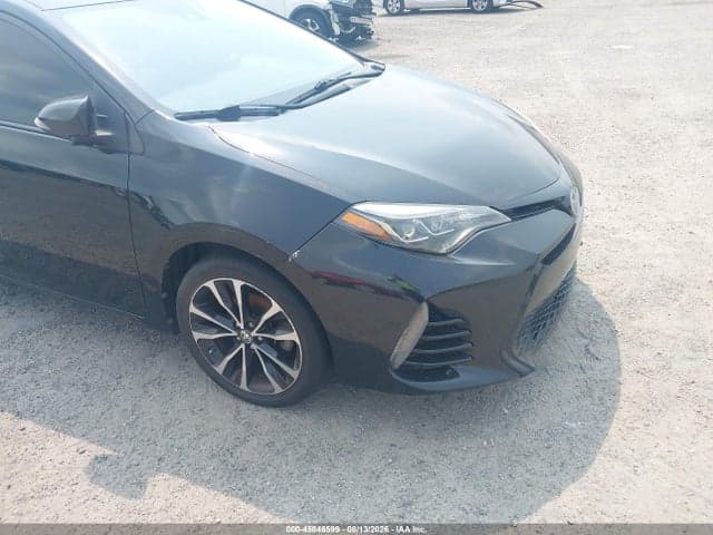 2017 TOYOTA COROLLA SE 2