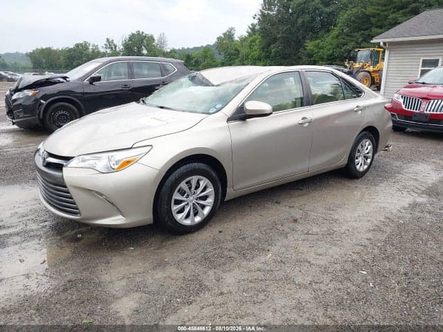 2017 TOYOTA CAMRY LE 2