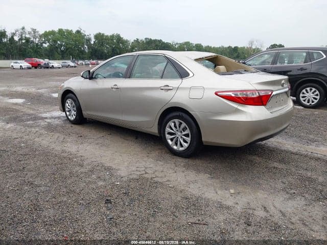 2017 TOYOTA CAMRY LE 3