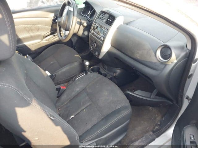2018 NISSAN VERSA 1.6 SV 5