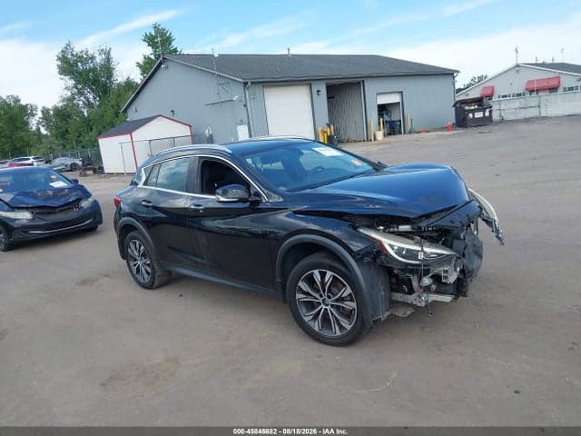 2017 INFINITI QX30 PREMIUM 1
