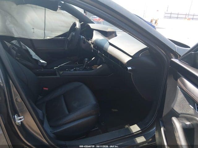 2019 MAZDA MAZDA3 PREFERRED PACKAGE 5