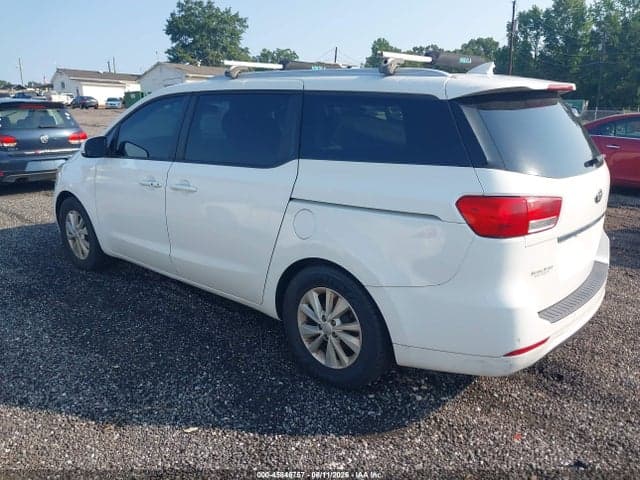 2018 KIA SEDONA LX 3