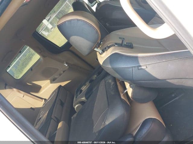 2018 KIA SEDONA LX 8