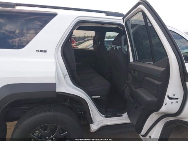 2025 TOYOTA 4RUNNER SR5 8