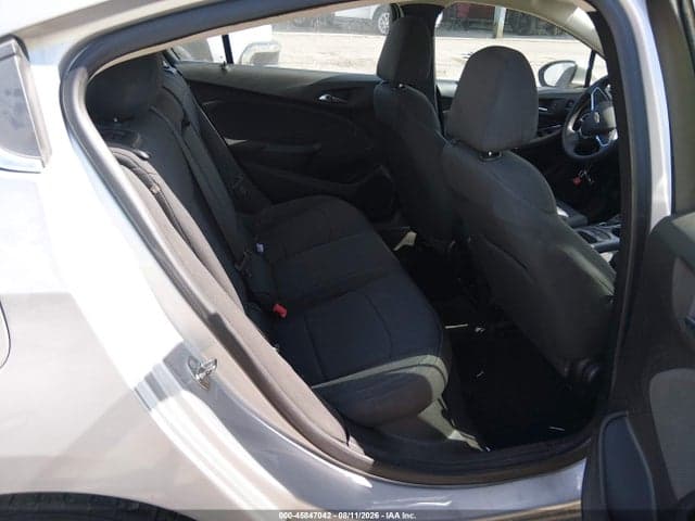2018 CHEVROLET CRUZE LT AUTO 8