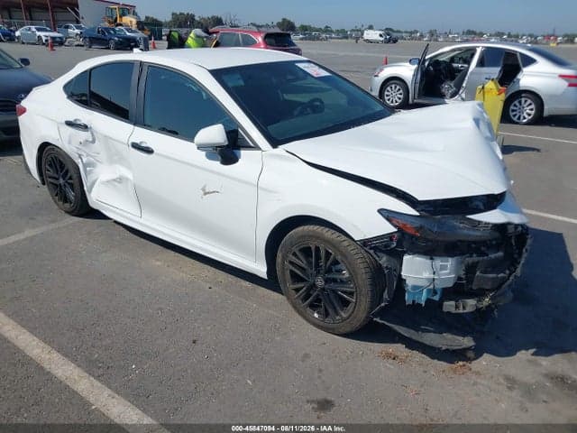 2025 TOYOTA CAMRY SE 1