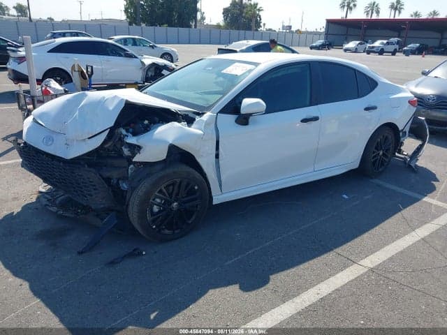 2025 TOYOTA CAMRY SE 2