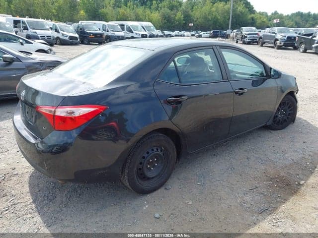2018 TOYOTA COROLLA LE 4