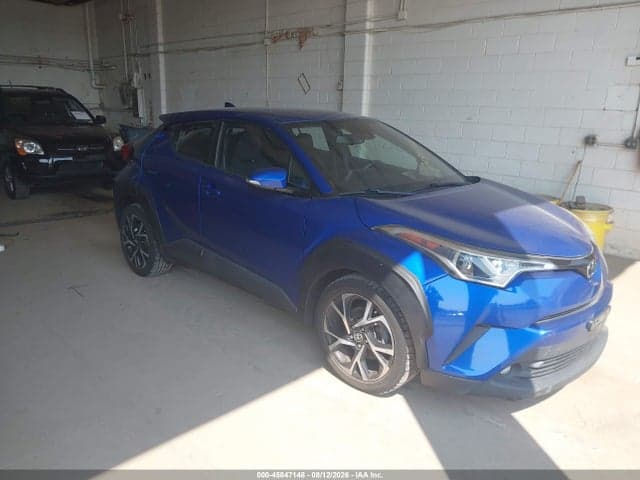 2018 TOYOTA C-HR XLE PREMIUM