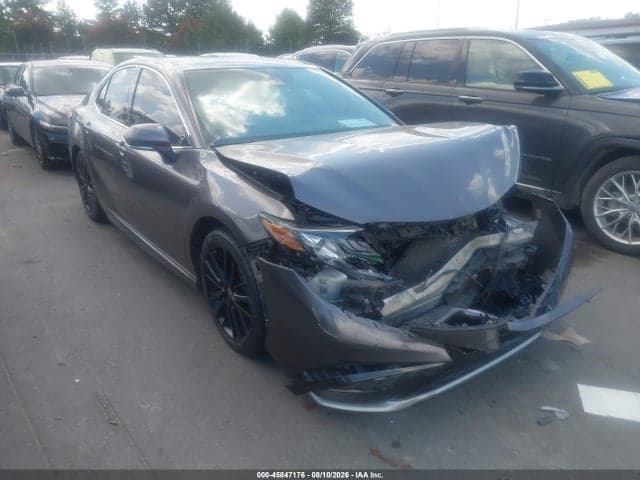 2022 TOYOTA CAMRY XSE