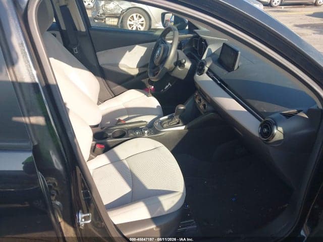 2019 TOYOTA YARIS L 5