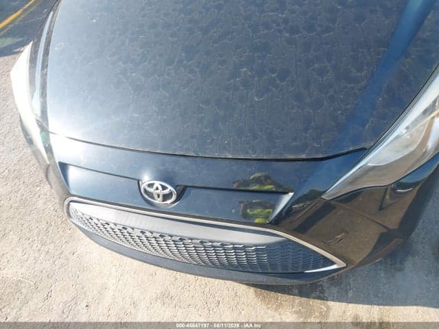 2019 TOYOTA YARIS L 6