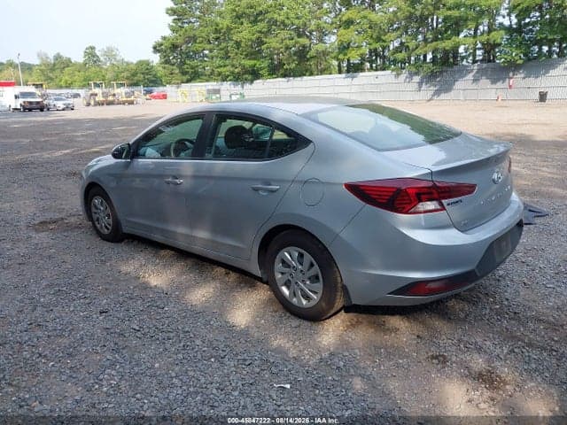 2020 HYUNDAI ELANTRA SE 3