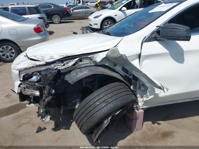 2019 MERCEDES-BENZ CLA 250 6