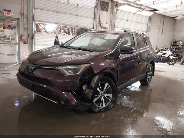 2018 TOYOTA RAV4 XLE 2
