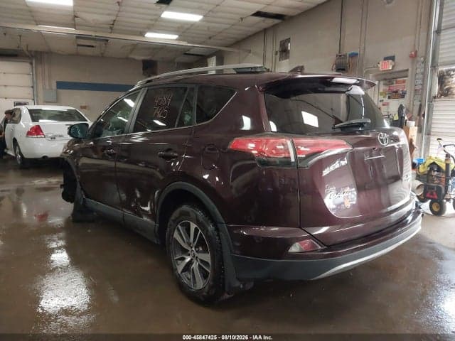 2018 TOYOTA RAV4 XLE 3