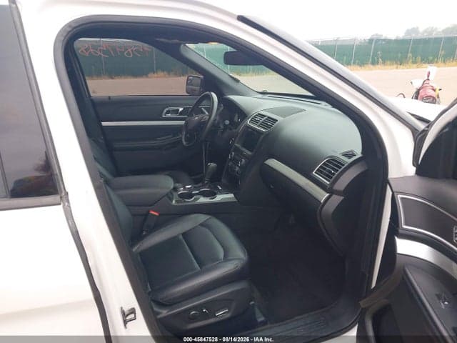 2017 FORD EXPLORER XLT 5