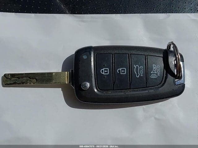 2022 HYUNDAI SONATA SE 11