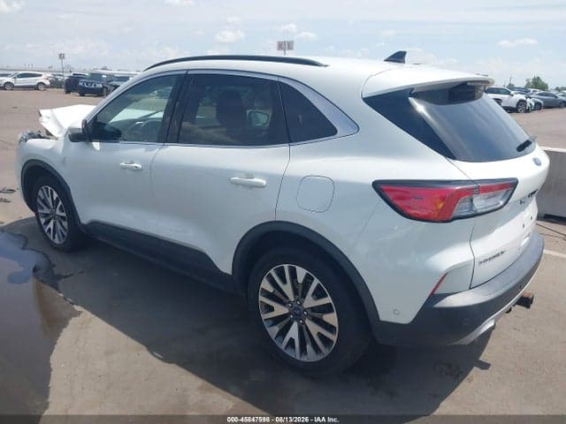 2020 FORD ESCAPE TITANIUM 3