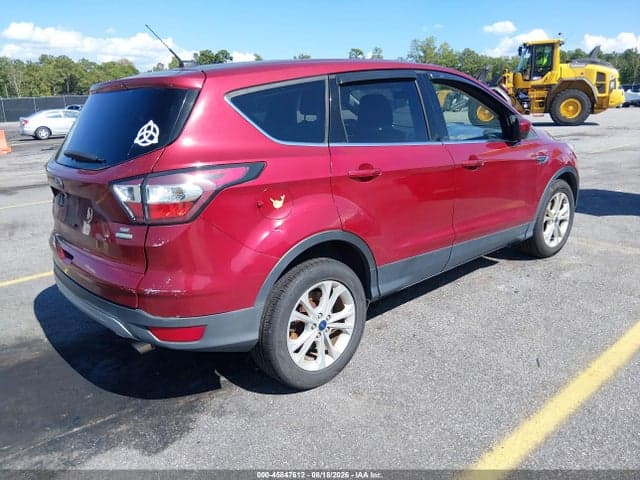 2017 FORD ESCAPE SE 4