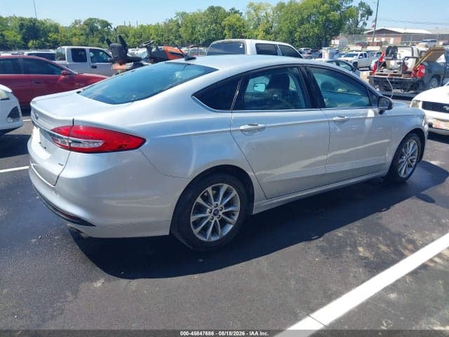 2017 FORD FUSION SE 4