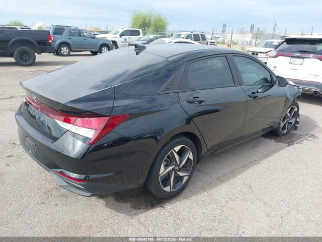 2023 HYUNDAI ELANTRA SEL 4
