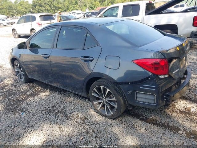 2019 TOYOTA COROLLA SE 3