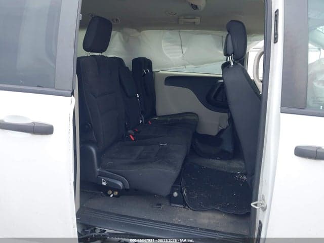 2019 DODGE GRAND CARAVAN SE 8