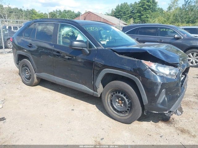 2021 TOYOTA RAV4 LE 1