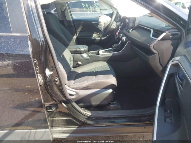 2021 TOYOTA RAV4 LE 5