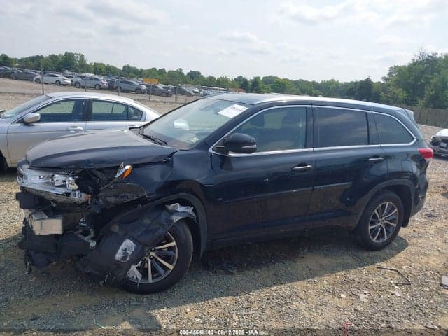2017 TOYOTA HIGHLANDER XLE 15