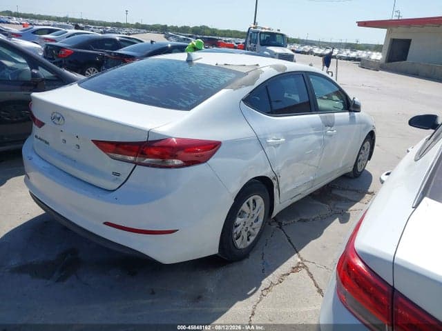 2017 HYUNDAI ELANTRA SE 4