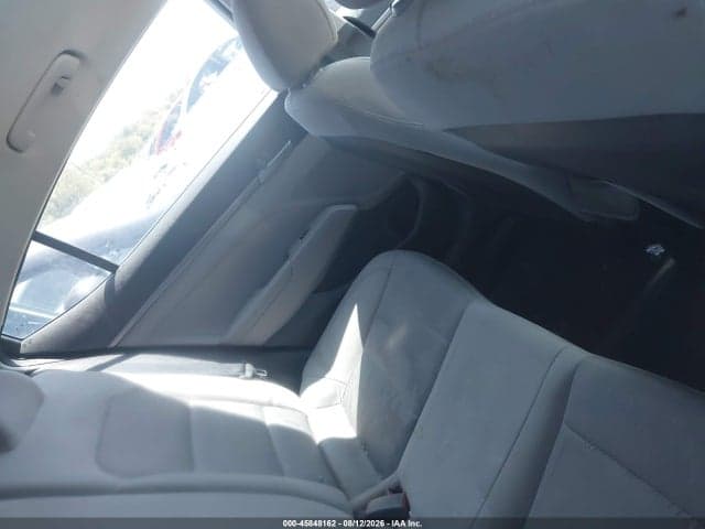 2017 HYUNDAI ELANTRA SE 8