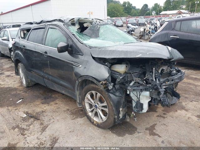 2018 FORD ESCAPE SE 1