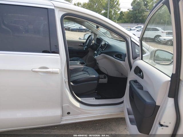 2021 CHRYSLER PACIFICA TOURING L 5