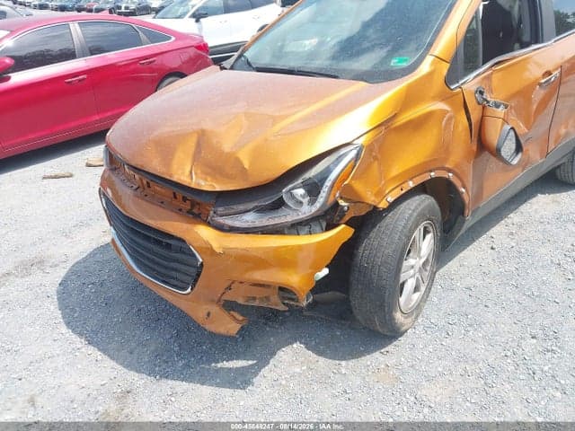 2017 CHEVROLET TRAX LT 6