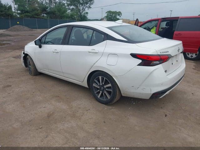 2021 NISSAN VERSA SV XTRONIC CVT 3