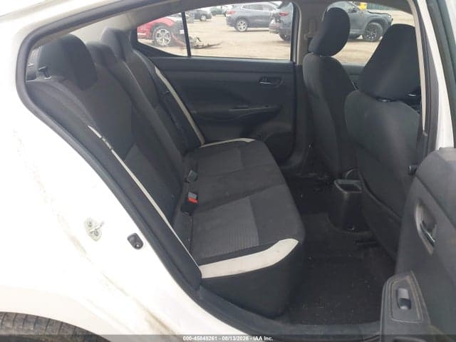 2021 NISSAN VERSA SV XTRONIC CVT 8