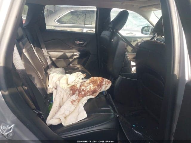2019 JEEP CHEROKEE ALTITUDE 4X4 8