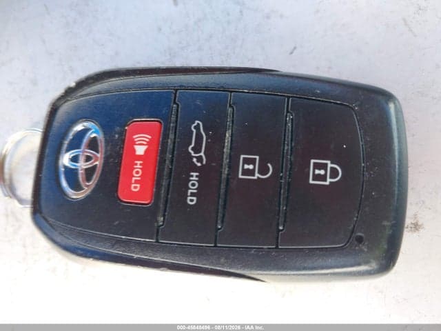 2024 TOYOTA COROLLA CROSS XLE 11